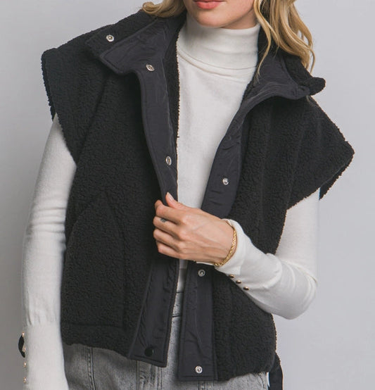 Black Sherpa Vest